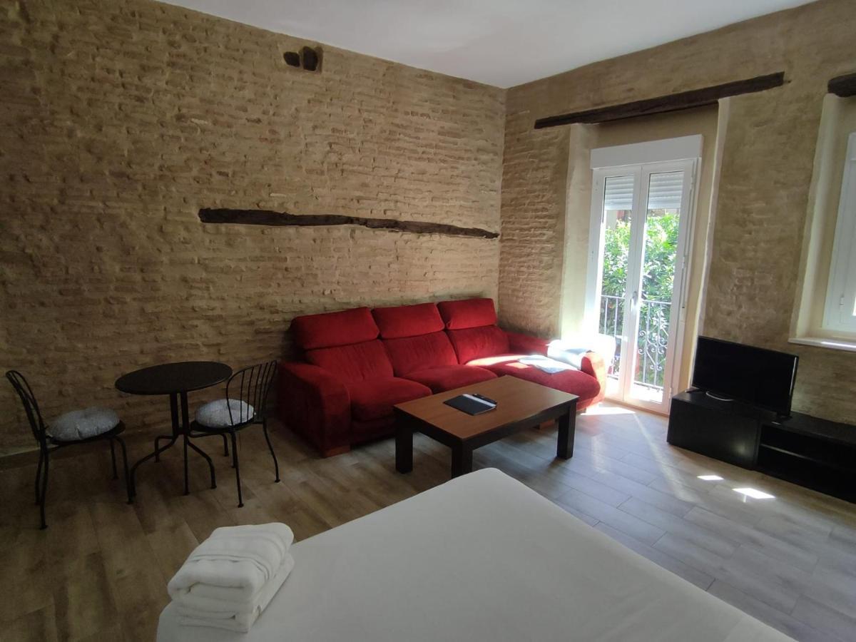Almona Junto Al Rio - Kainga Homes Sevilla Kültér fotó