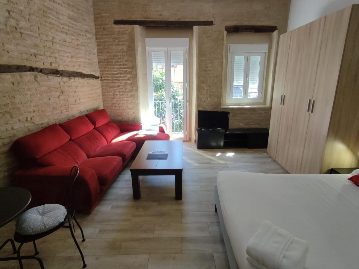 Almona Junto Al Rio - Kainga Homes Sevilla Kültér fotó