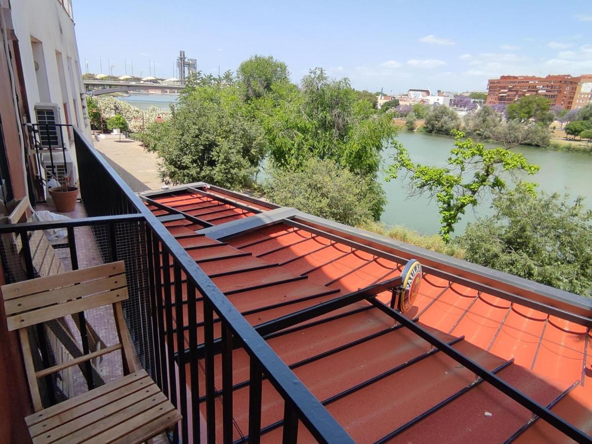 Almona Junto Al Rio - Kainga Homes Sevilla Kültér fotó